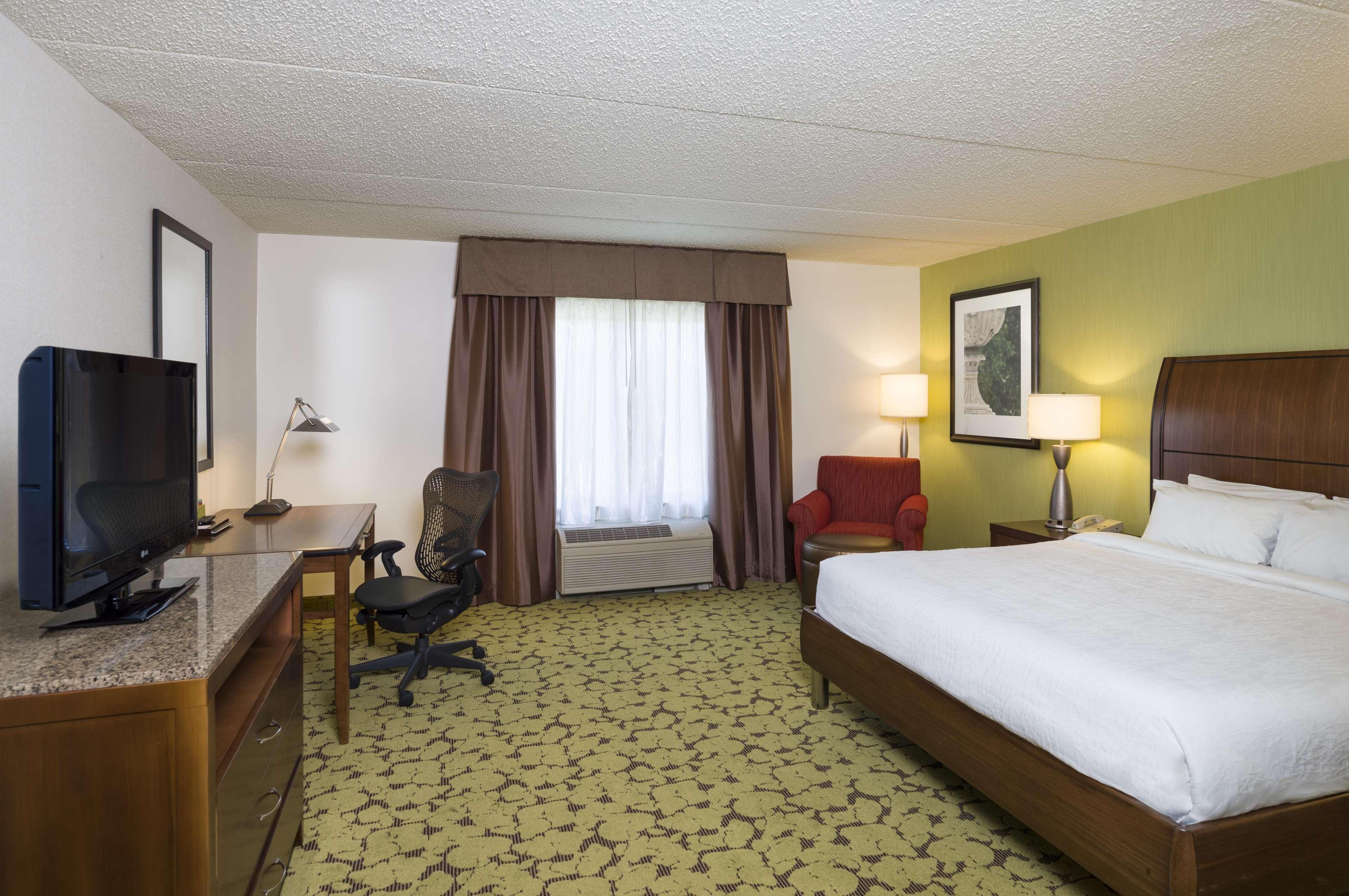 Hilton Garden Inn Edison/Raritan Center Exteriör bild
