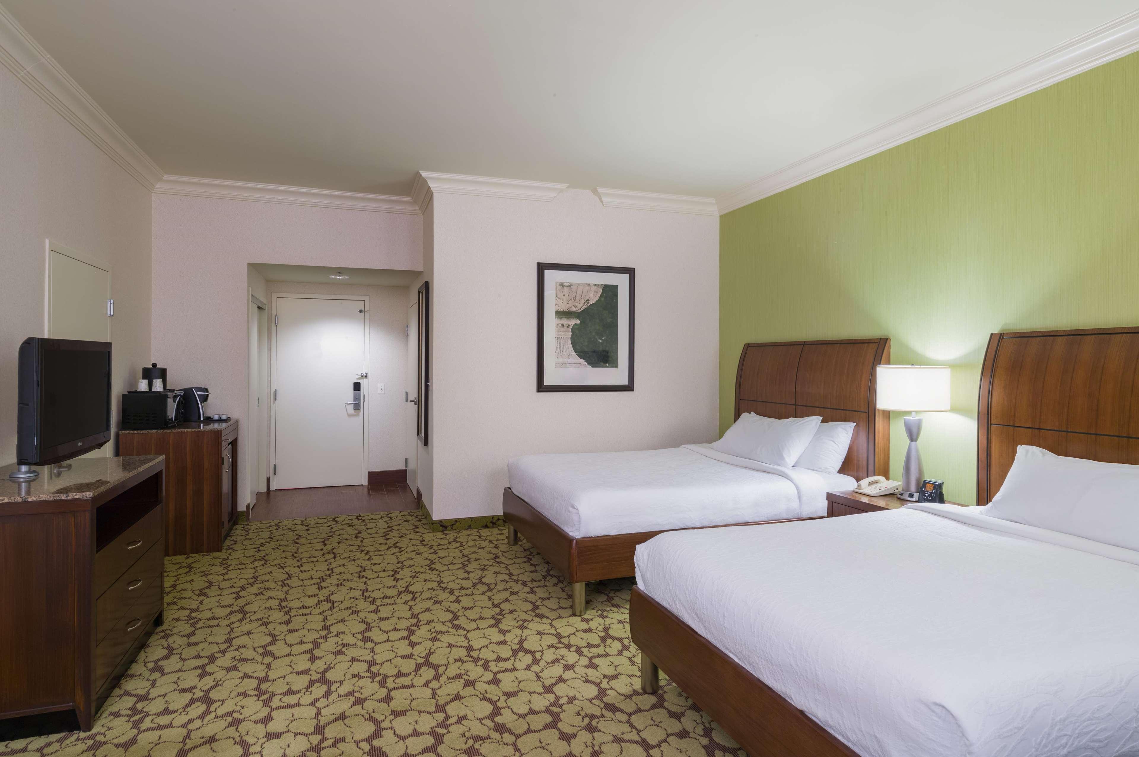 Hilton Garden Inn Edison/Raritan Center Exteriör bild