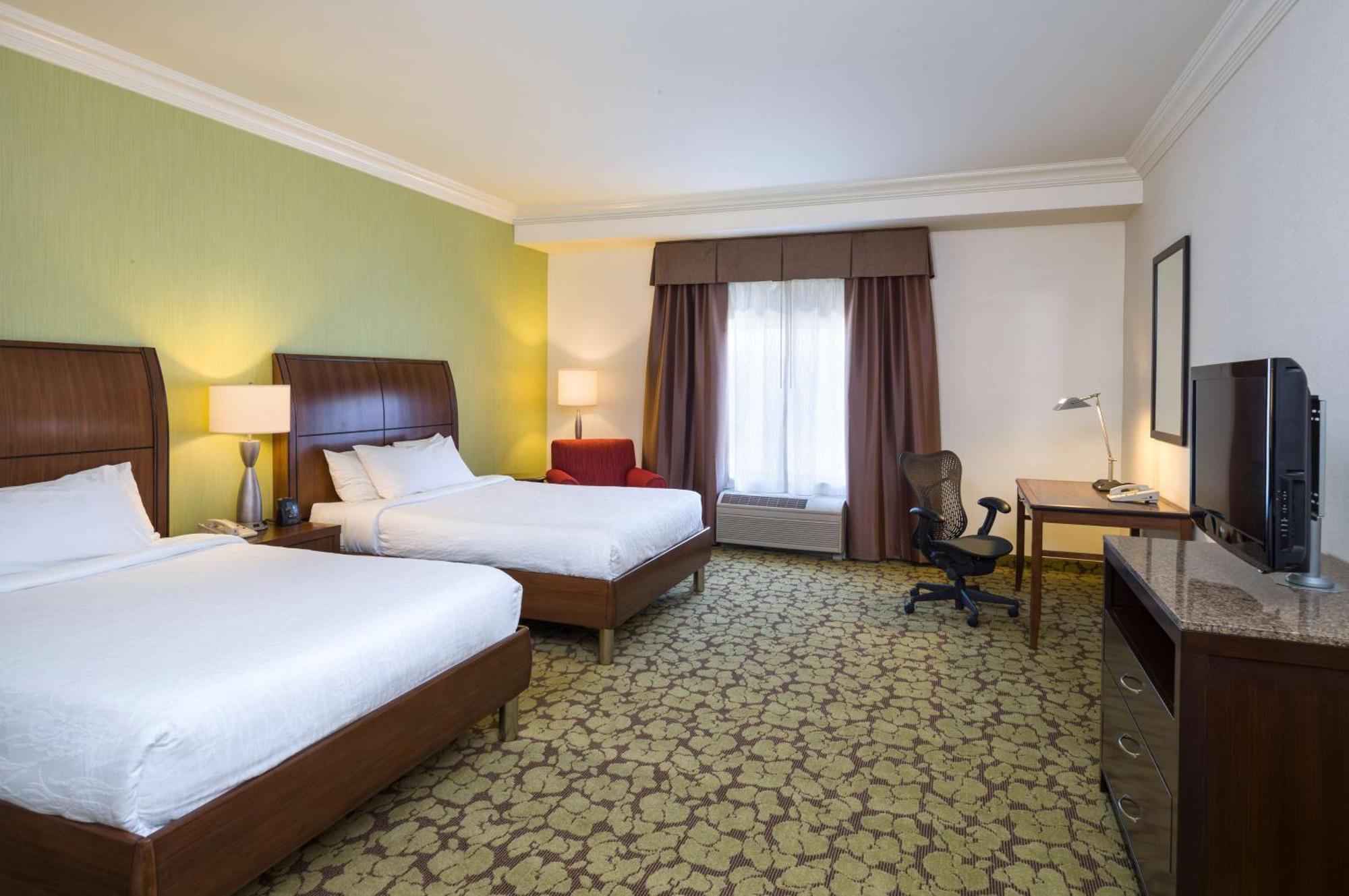 Hilton Garden Inn Edison/Raritan Center Exteriör bild