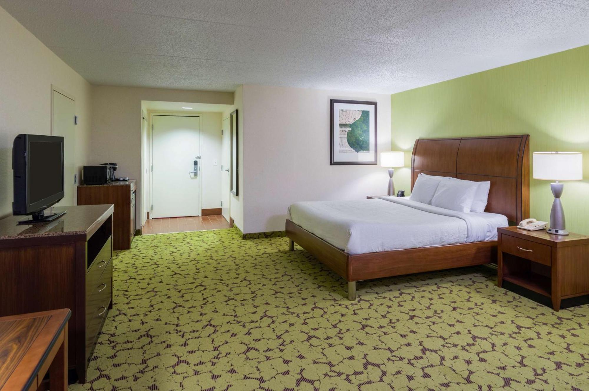 Hilton Garden Inn Edison/Raritan Center Exteriör bild