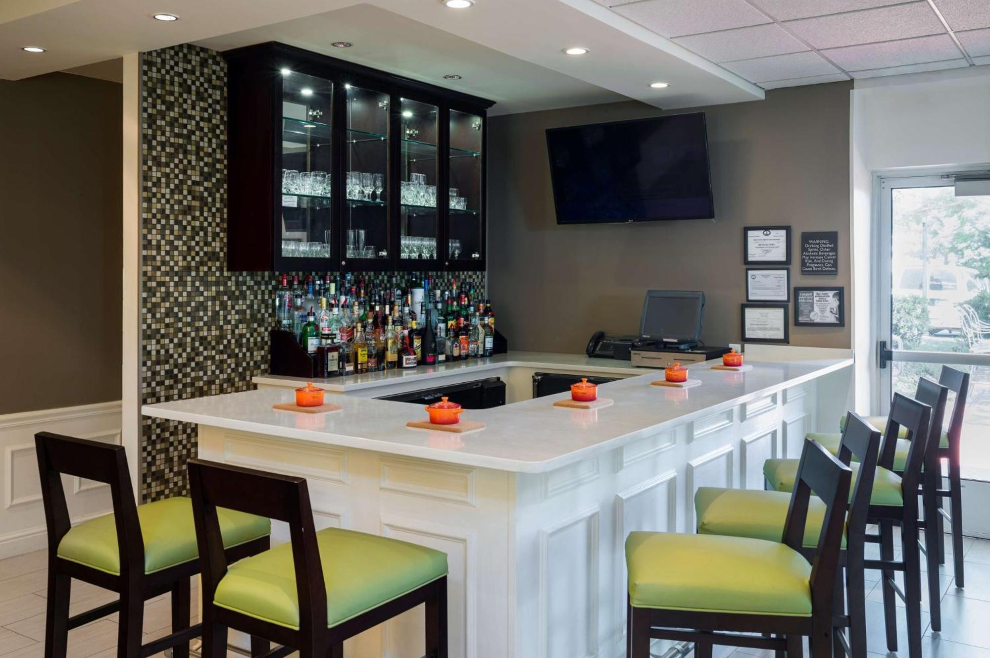 Hilton Garden Inn Edison/Raritan Center Exteriör bild