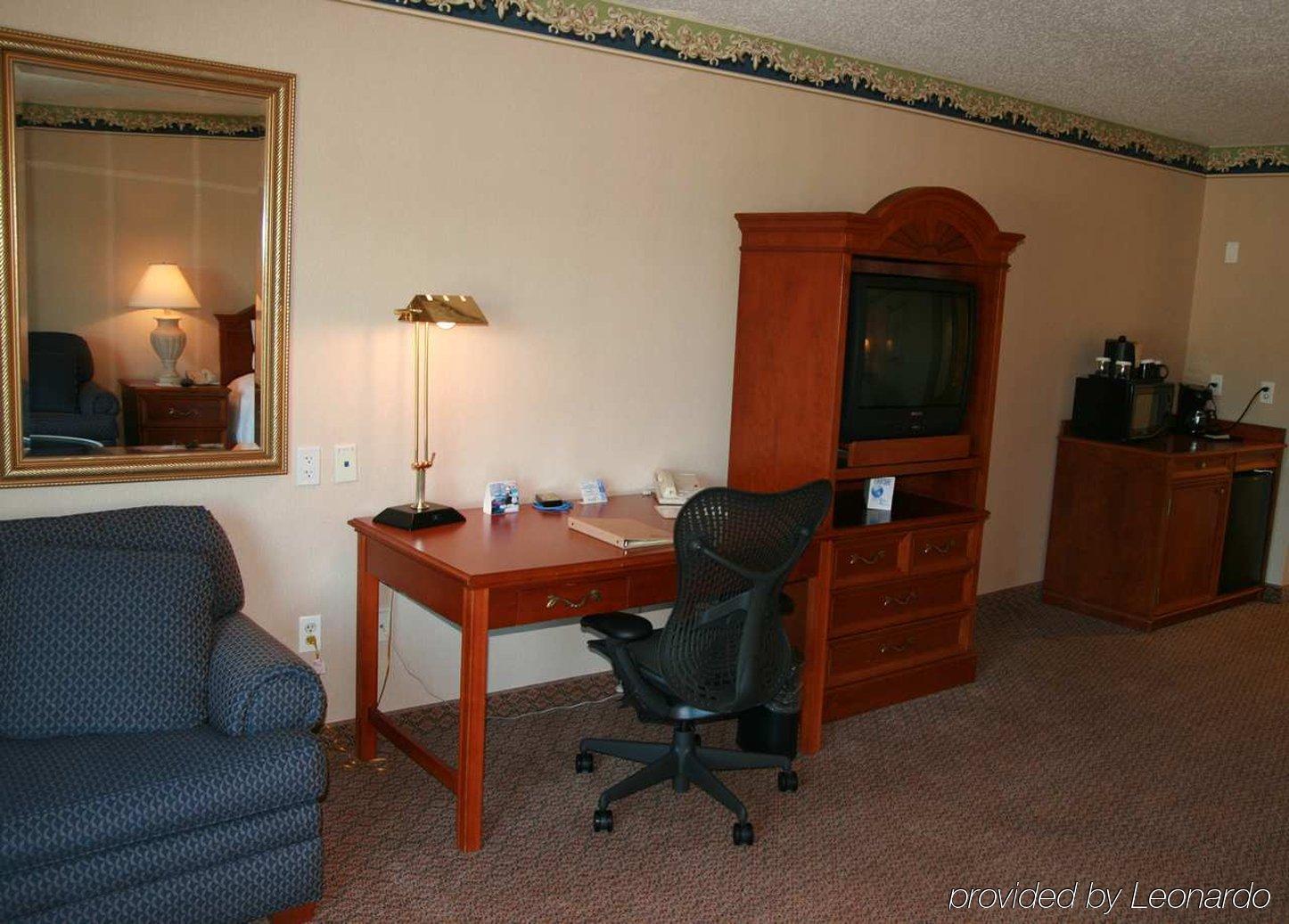 Hilton Garden Inn Edison/Raritan Center Rum bild